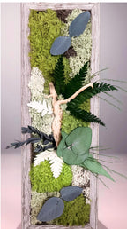 Cadre Végétal Vertical – Mousse Stabilisée, Eucalyptus & Bois | Déco Couloir & Entrée