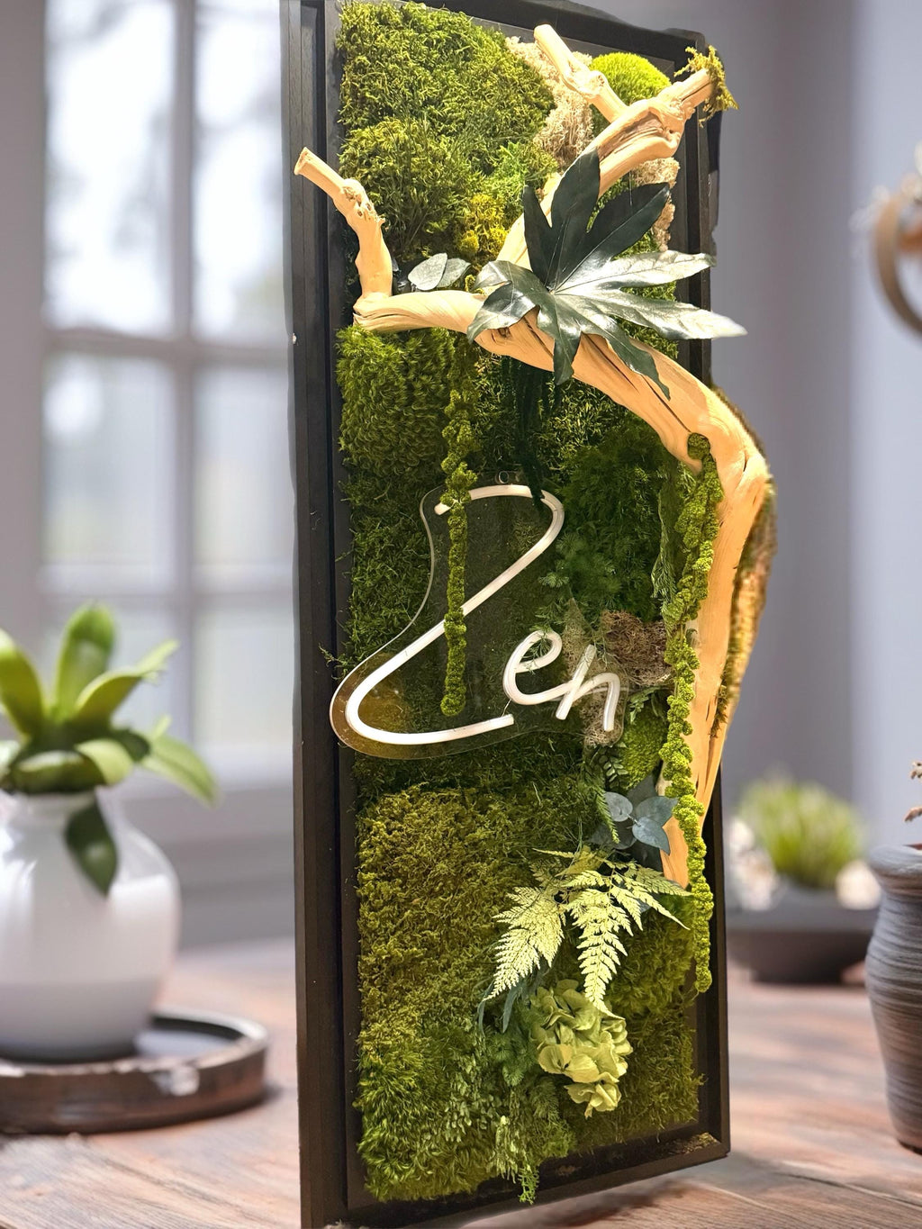 Grand cadre végétal mural lumineux « zen » Caisse américaine  Œuvre végétale verticale 100 cm  Décoration murale nature chic