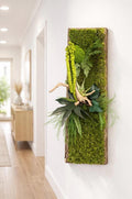 Cadre végétal stabilisé vertical Mousse naturelle et bois flotté  Cadre en écorce  Décoration murale nature