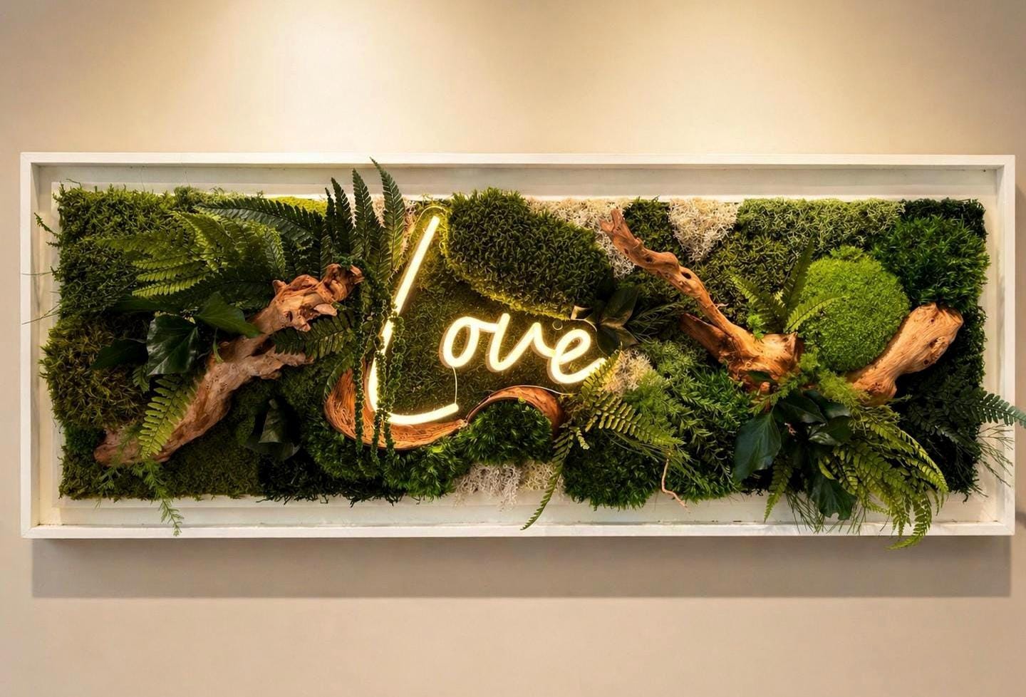 Cadre végétal 100 cm avec néon LOVE Art mural naturel luxe Décoration murale moderne bois flotté Tableau mousse stabilisée
